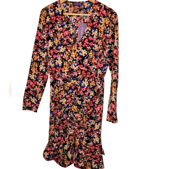 Women's Adore Me Floral Print Mini Dress Size Medium - Picture 1 of 6
